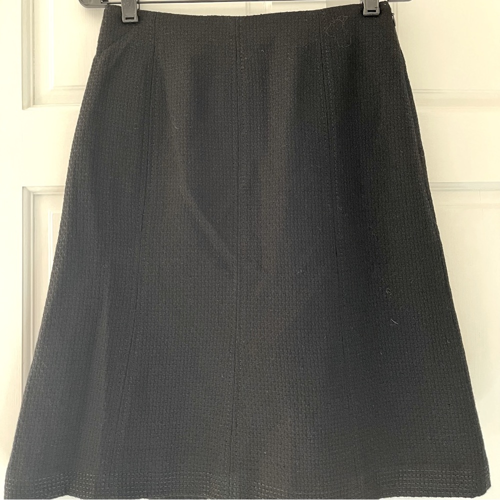 Ann Taylor Women’s Skirt w/Tags Size 6